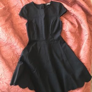 Scalloped black lulus dress